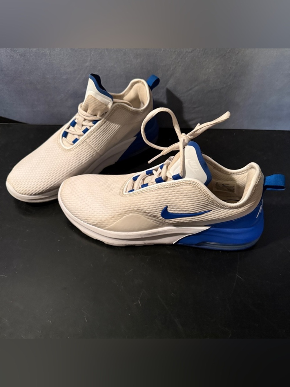 Nike air sneakers